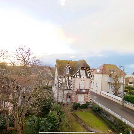 Joli Studio ☆ 100M De La Mer Et Du Centre Ville ☆ Cabourg Exteriör bild