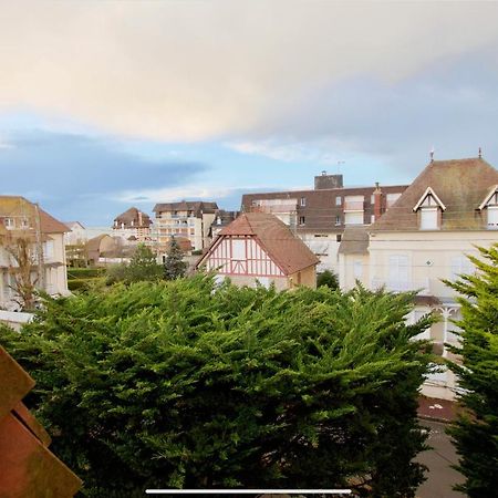 Joli Studio ☆ 100M De La Mer Et Du Centre Ville ☆ Cabourg Exteriör bild