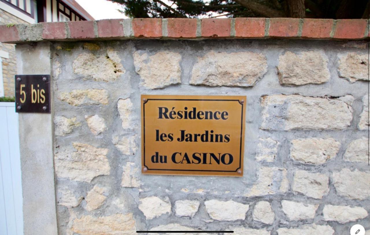 Joli Studio ☆ 100M De La Mer Et Du Centre Ville ☆ Cabourg Exteriör bild